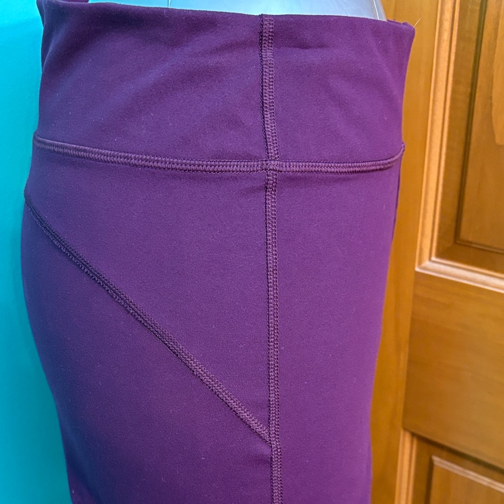 Duluth Trading Co Women's Plum Flare Pants - Picture 5 of 12